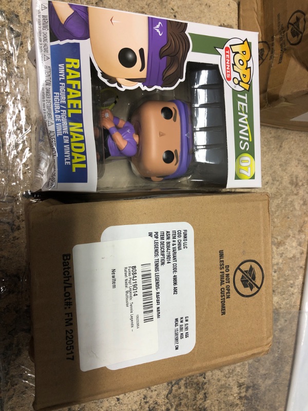 Photo 2 of 2 ITEMS Funko Pop! Legends: Tennis Legends - Rafael Nadal, Multicolor BUNDLE