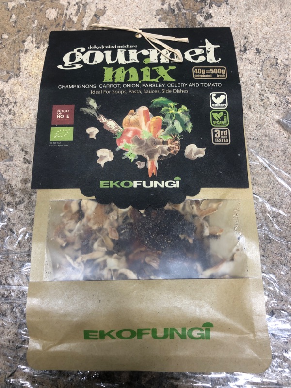 Photo 2 of ***EXP 05/04/2023*** EF EKOFUNGI Gourmet Mix Dehydrated Mushrooms and 5 Types of Vegetables 100% Organic Certified Air Dried Super Foods Non-GMO Vegan Friendly Gluten Free Antioxidant