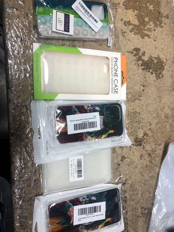 Photo 1 of 5 ITEMS PHONE CASE BUNDLE