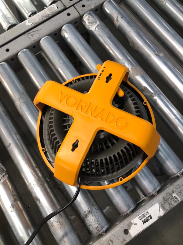 Photo 2 of Vornado EXO5 Heavy-Duty Shop Air Circulator Fan Yellow
**MISSING CLIP**