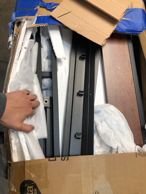 Photo 1 of ASSEMBLY FOR A BED FRAMER UNKNOWN SIZE
NO OTHER INFO FOUND!!!!!!!!
USE FOR PARTS