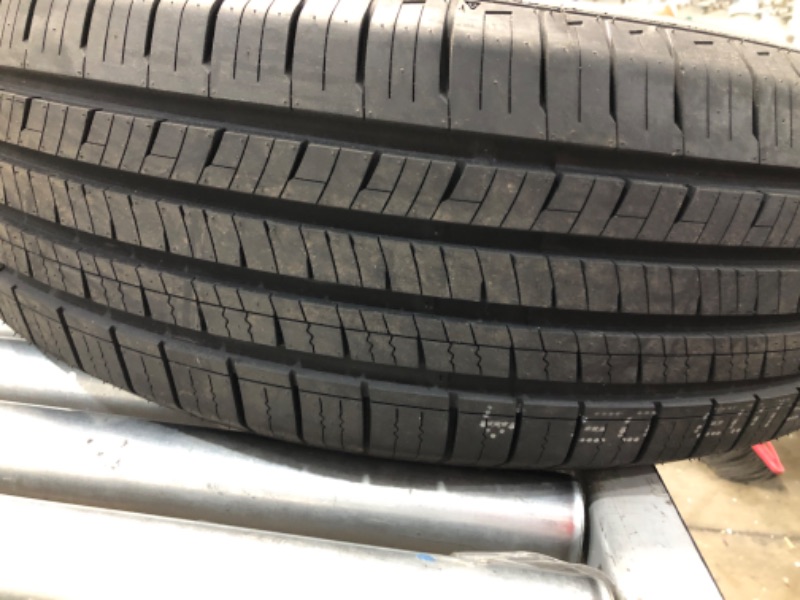 Photo 4 of Fortune Perfectus FSR602 All-Season Touring Radial Tire-225/65R17 225/65-17 102H Load Range SL 4-Ply