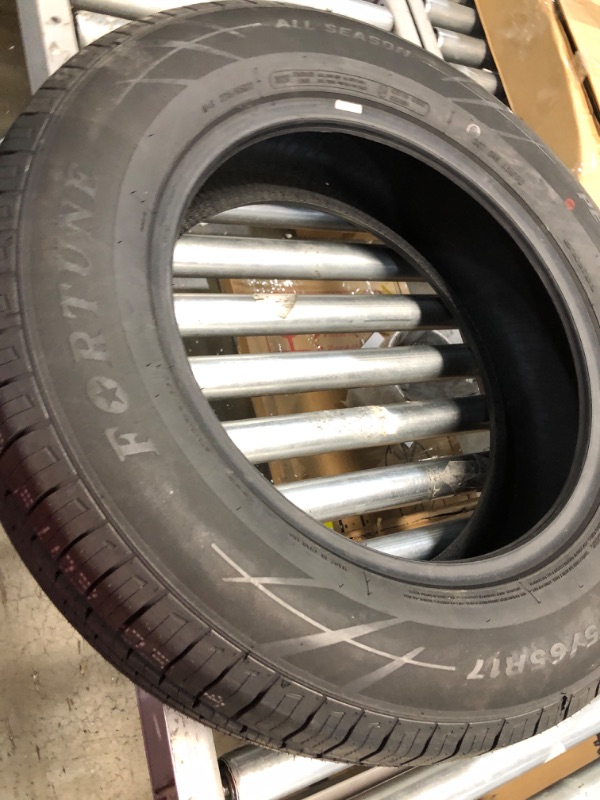 Photo 6 of Fortune Perfectus FSR602 All-Season Touring Radial Tire-225/65R17 225/65-17 102H Load Range SL 4-Ply