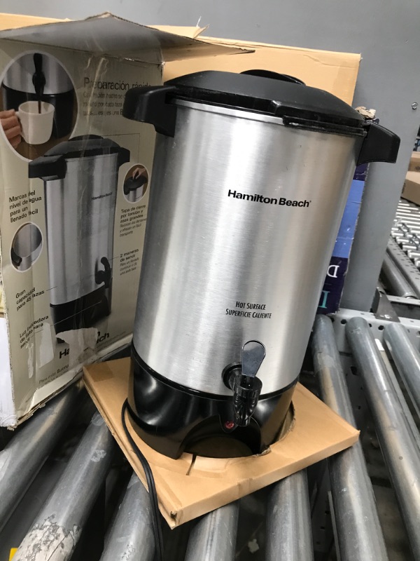 Photo 2 of **PARTS ONLY**
Hamilton Beach 45 Cup Coffee Urn and Hot Beverage Dispenser, Silver 45 Cup Silver5

**DONT TURN ON**