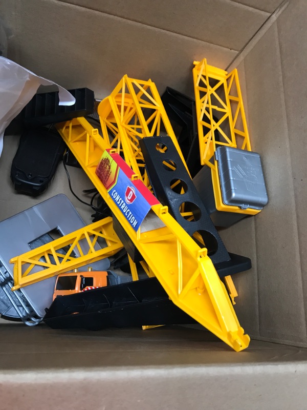 Photo 2 of **USED/POSSIBLE MISSIN PARTS**  Dickie Toys 48" Mega Crane and Truck Vehicle and Playset