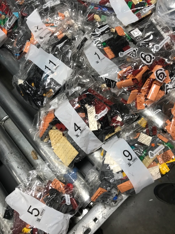 Photo 5 of **ALL BAGS SEALED**   LEGO Star Wars Luke Skywalker’s Landspeeder 75341 Collectible Building Display Set for Adult Fans of Star Wars (1,890 Pieces) Standard Packaging