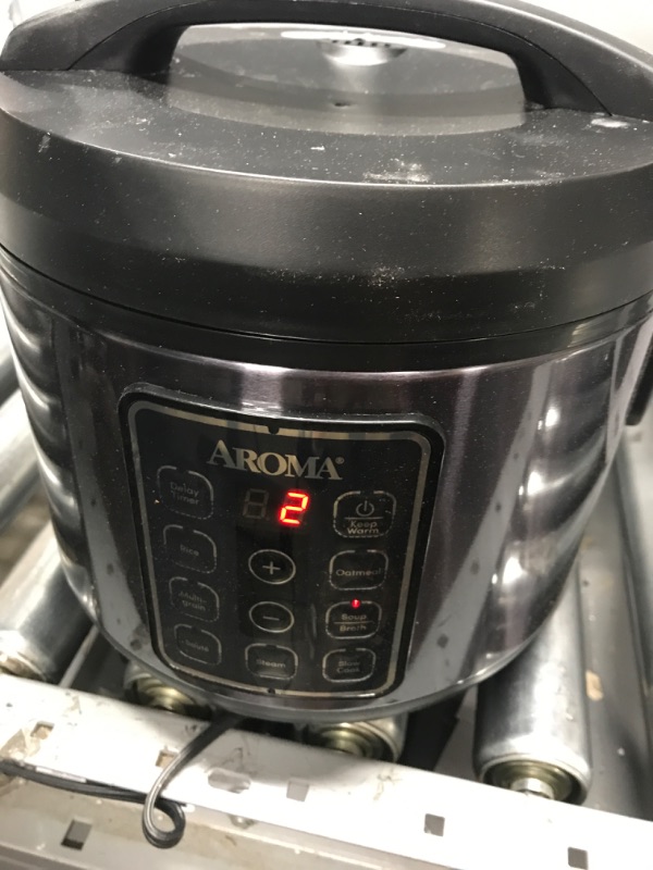 Photo 2 of *USED*  AROMA® 12-Cup (Cooked) Digital Rice & Grain Multicooker (ARC-966BD)