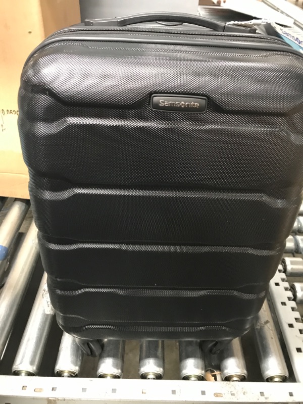 Photo 2 of **NEW**    Samsonite Omni PC Hardside Expandable Luggage with Spinner Wheels, Carry-On 20-Inch, Black Carry-On 20-Inch Black