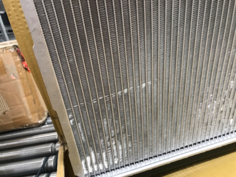 Photo 5 of Denso 221-3705 Radiator