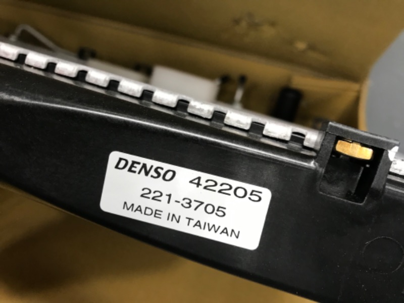 Photo 2 of Denso 221-3705 Radiator