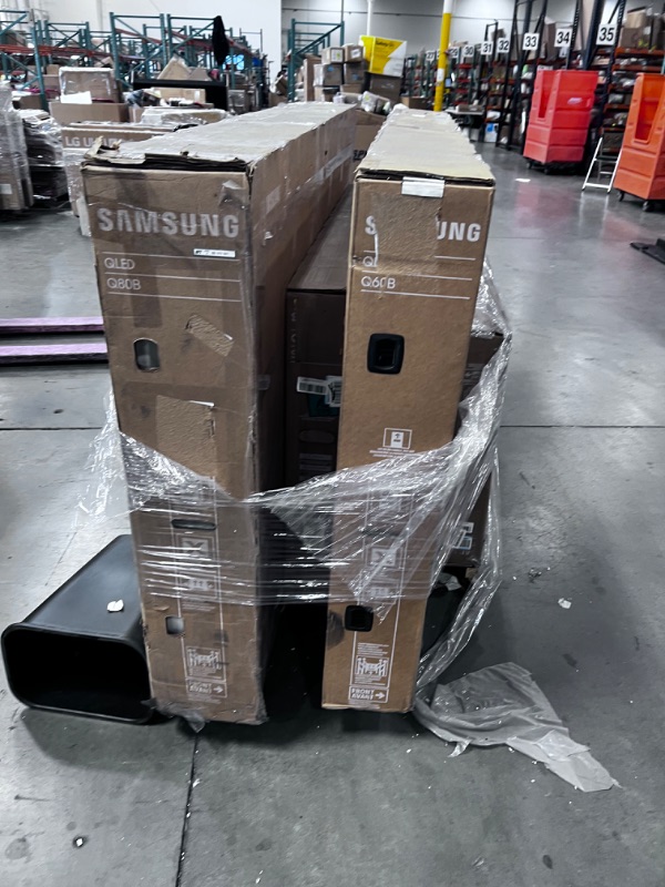 Photo 4 of *NOT REFUNDABLE* PALLET OF BROKEN TVS