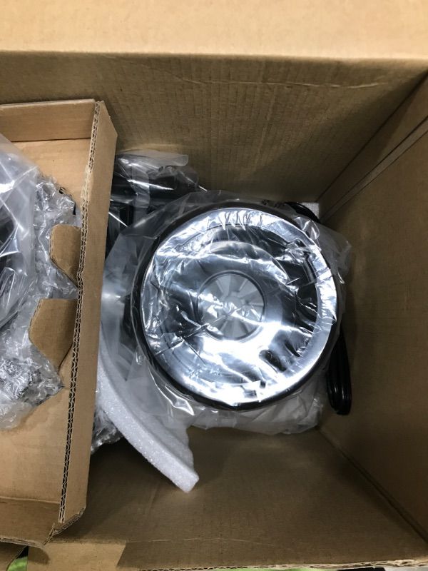 Photo 1 of Vermark 1000W Professional Blender - Crush Ice, Puree, & Blend Shakes with 40oz & 20oz Cups, 3-Speed Control, Portable with To-Go Lids, BPA-Free, Easy Clean