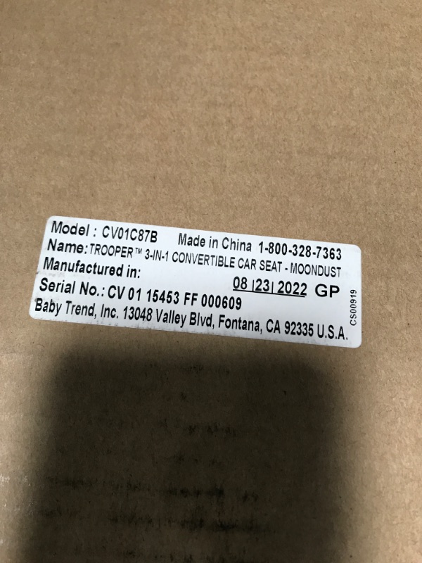 Photo 1 of Baby Trend Trooper 3-in-1 Convertible Car Seat, Moondust (CV01C87B)