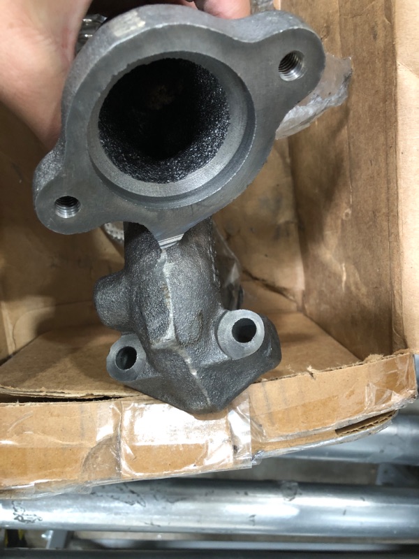 Photo 5 of Dorman 674-583 Passenger Side Exhaust Manifold Kit - Includes Required Gaskets and Hardware Compatible with Select Chevrolet / GMC Models ***Parts are loose in box, unknown if any pieces are missing.***