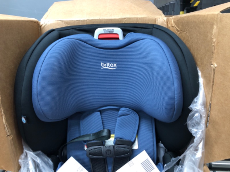 Photo 2 of Britax Grow with You ClickTight+ Harness-to-Booster, Blue Ombre SafeWash
