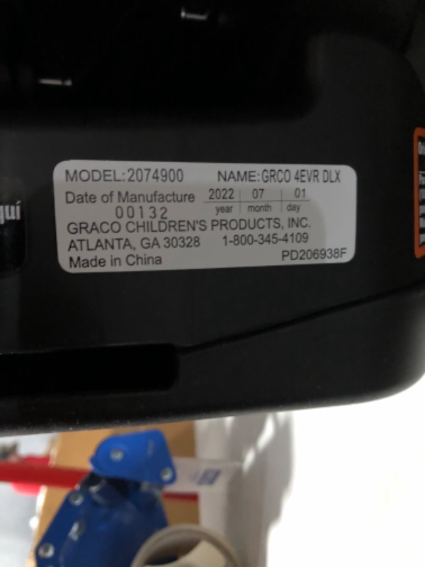 Photo 3 of **USED**NOT IN ORGINAL BOX** NO INSTRUCTIONS**
Graco 4Ever DLX 4 in 1 Car Seat, 20x21.5x24 Inch (Pack of 1)