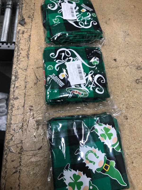 Photo 2 of *See Notes** St. Patrick’s Day Dog Bandanas 3Pcs (3 pack) Small 