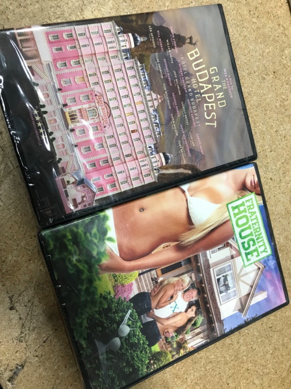 Photo 1 of 2 Movies DVDs
Grand Budapest Hotel
Fraternity House 