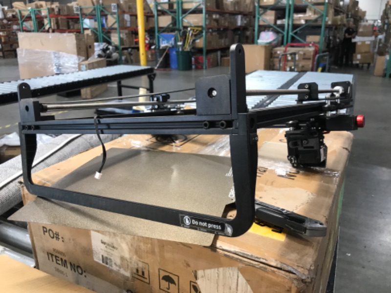 Photo 1 of (PARTS ONLY)Creality CR-10 Smart Pro 3D Printer in Black
