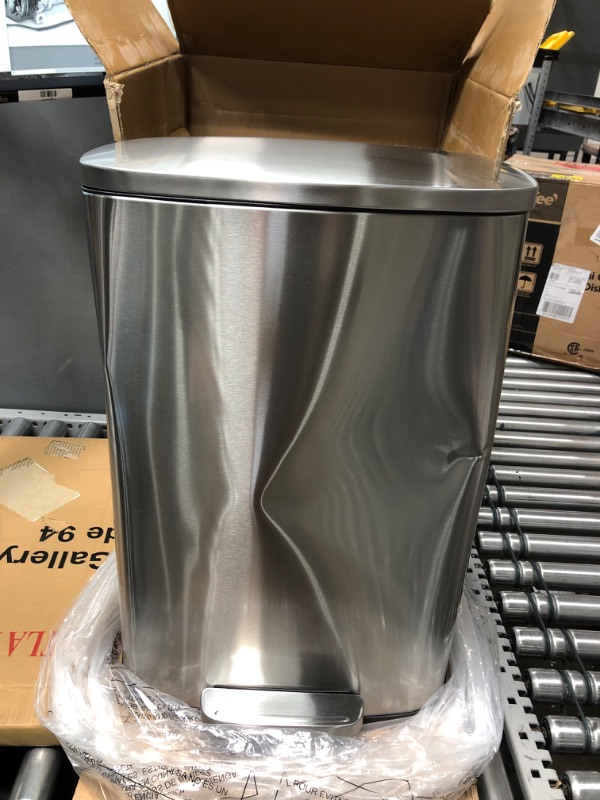 Photo 1 of QUALIAZERO 50L/13Gal Heavy Duty Hands-Free Stainless Steel Commercial/Kitchen Step Trash Can, Fingerprint-Resistant Soft Close Lid Trashcan, 50L / 13 GAL * DENTED *
