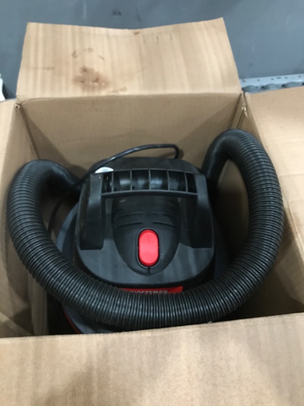 Photo 2 of ***FOR PARTS ONLY *** 
CRAFTSMAN CMXEVBE17250 2.5 Gallon 1.75 Peak HP Wet/Dry Vac, Portable Shop Vacuum with Attachments