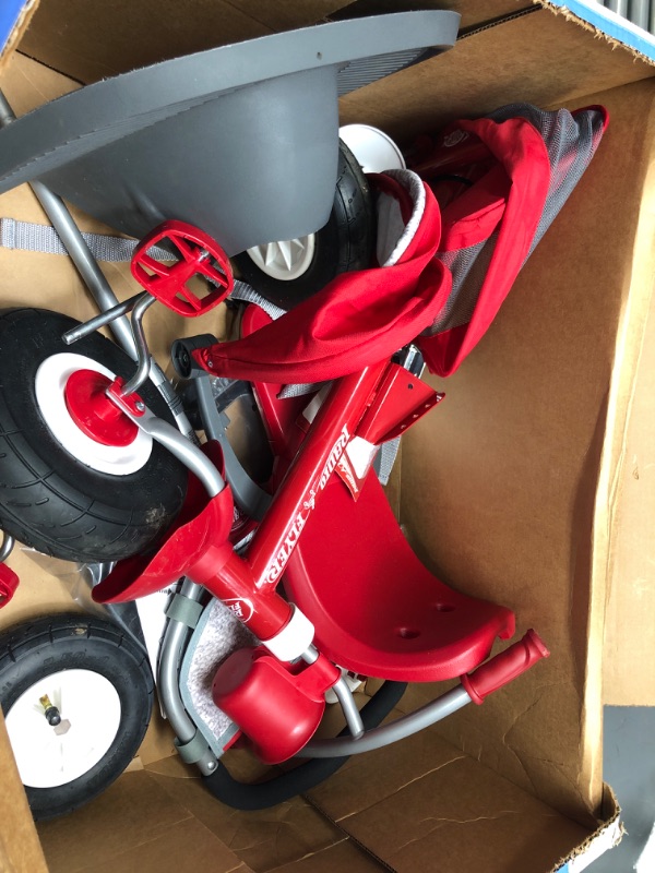 Photo 1 of Used / open parts *** Radio Flyer Ultimate All-Terrain Stroll 'N Trike, Kids and Toddler Tricycle, Red Toddler Bike, For Ages 9 Months - 5 Years Air Tire Ultimate