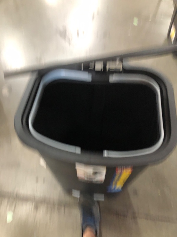 Photo 2 of **USED/MINOR DAMAGE**   Glad 20 Gallon / 75 Liter Extra Capacity Plastic Step Trash Can with CloroxTM Odor Protection | Fits Kitchen Pro 20 Gallon Trash Bags Black 20 Gallon