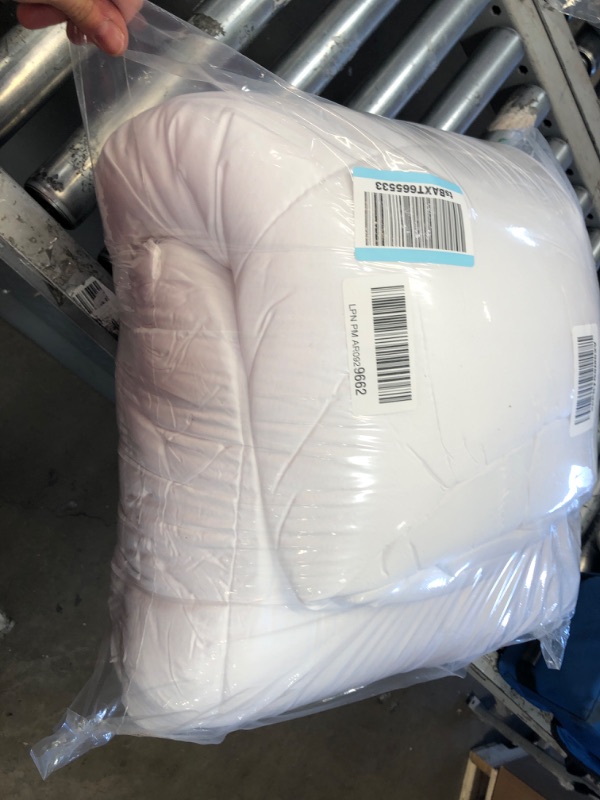 Photo 1 of **USED**  White Down Comforter- unspecified size