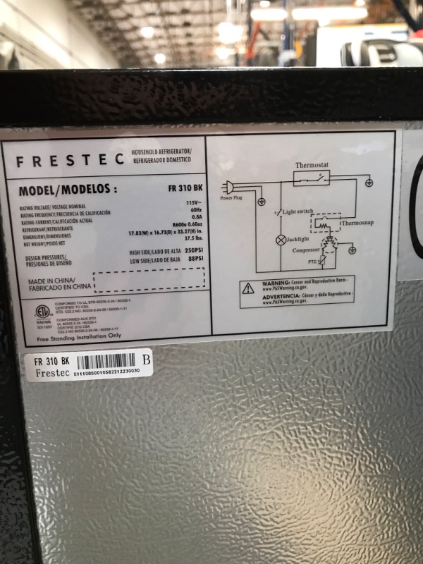 Photo 4 of Frestec 3.1 CU' Min Refrigerator, Compact Refrigerator, Small Refrigerator with Freezer, Black (FR 310 BK)
