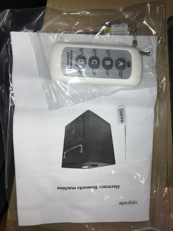 Photo 1 of **SEE NOTES**
VEVOR Stage Equipment Special Effect Machine, 500W Stage Lighting Effect Machine with Wireless Remote Control, Smart DMX Control Stage Equipment Beautiful Showing Machine for Wedding, Musical Show, DJ
