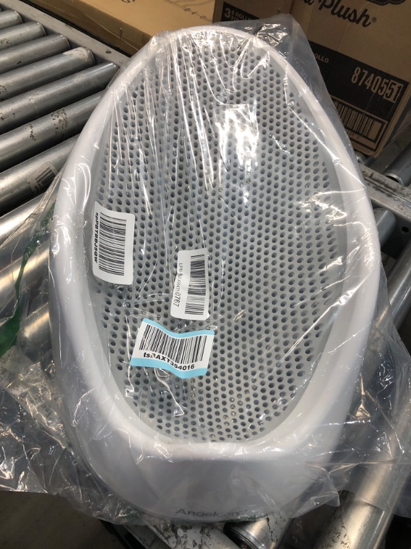 Photo 1 of Angelcare Baby Bath Support - Gray