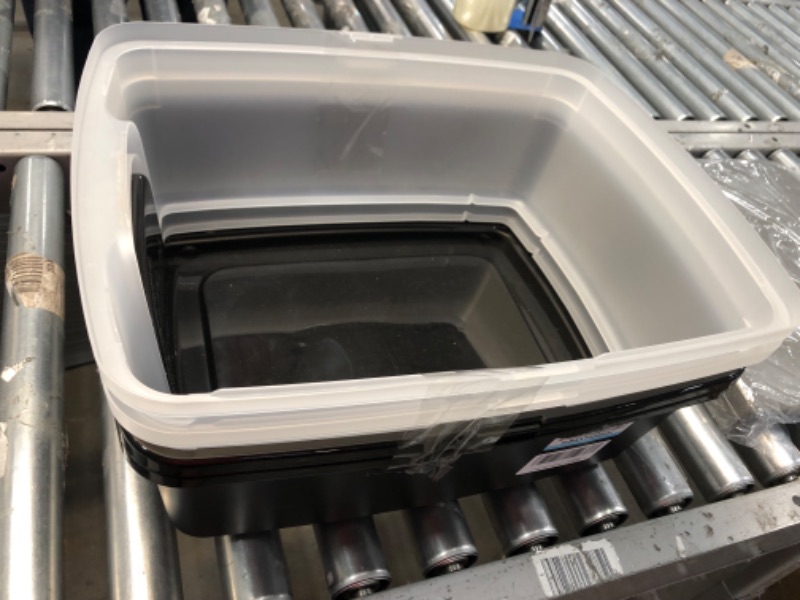 Photo 1 of IRIS USA Open Top Cat Litter Tray with Scoop and Scatter Shield, Sturdy Easy to Clean Open Air Kitty Litter Pan with Tall Spray and Scatter Shield, Black/Clear Quantity : 2
