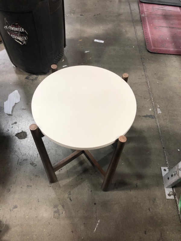 Photo 1 of 18IN ROUND LIFT D ACCENT TABLE 