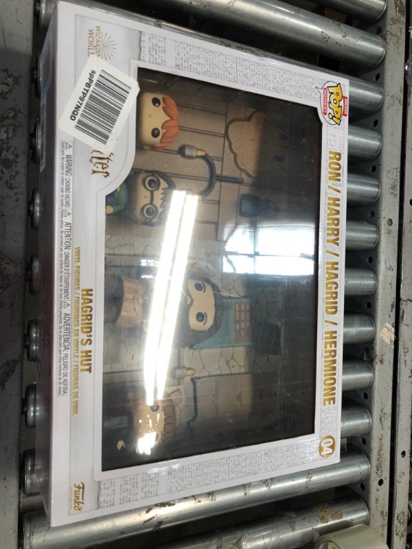 Photo 3 of ** HAGRID IS LOOSE**
Funko Pop! Moments Deluxe: Harry Potter - Hagrid's Hut, Ron, Harry, Hagrid, Hermione