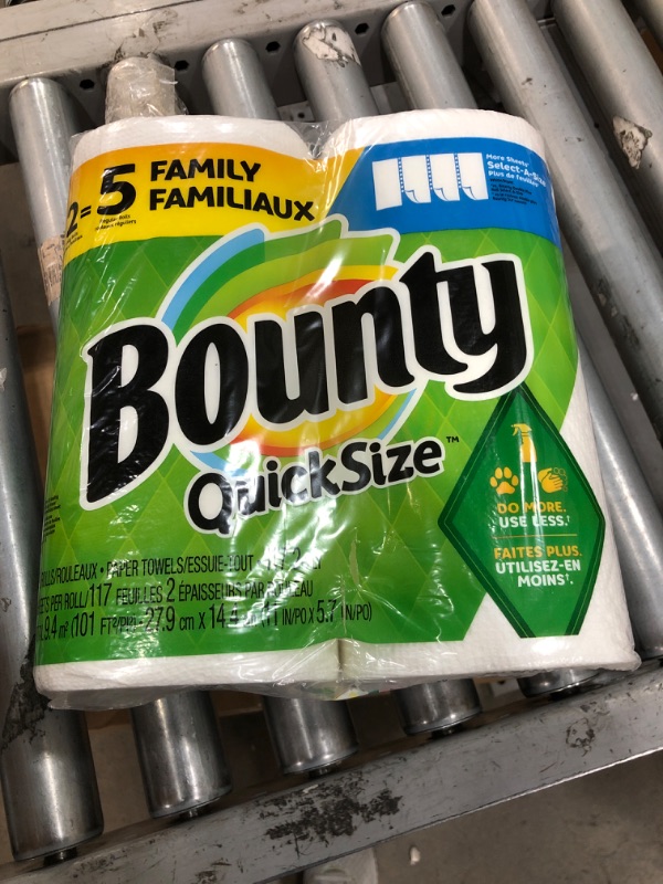 Photo 3 of Bounty Quick-Size Paper Towels, White, 12 Family Rolls = 30 Regular Rolls (Packaging May Vary)