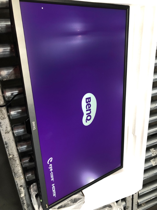 Photo 1 of BenQ EW3270U Premium Monitor 32" 4K UHD | HDRi | DCI-P3 | Eye-Care Tech | Adaptive Brightness | Tilt Screen | Built-In Speakers | Eye Reminder | DisplayPort | HDMI | USB-C
