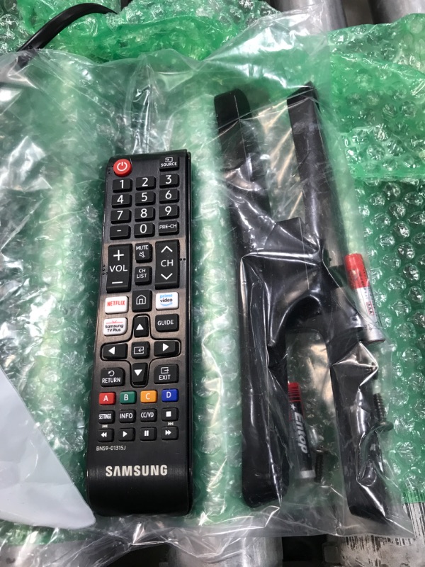 Photo 5 of SAMSUNG 32-inch Class LED Smart FHD TV 1080P (UN32N5300AFXZA, 2018 Model)