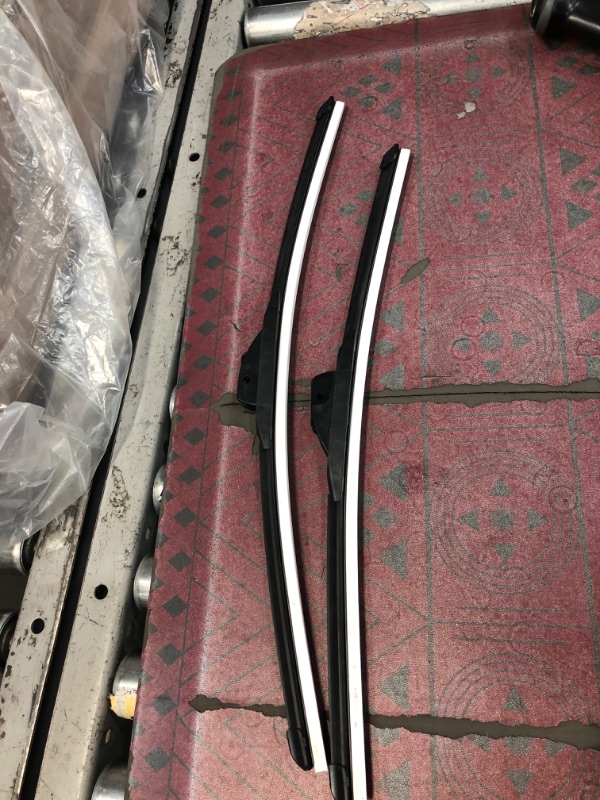 Photo 1 of 22" & 20" ***TRICO Gold® 22 Inch  and 20 Inch Automotive Replacement Windshield Wiper Blades for My Car Easy DIY Install & Superior Road Visibility
Size:22" + 20" Pack