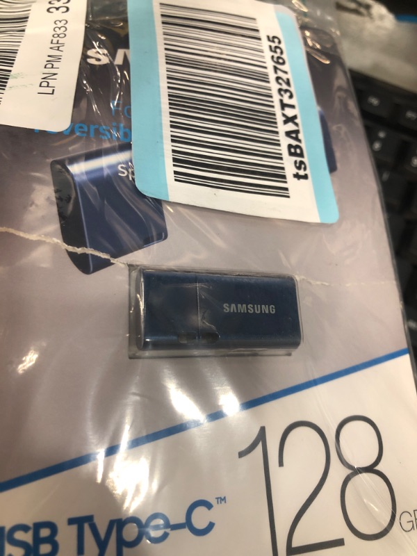 Photo 2 of **USED**  SAMSUNG Type-C™ USB Flash Drive, 128GB, Transfers 4GB Files in 11 Secs w/ Up to 400MB/s 3.13 Read Speeds, Compatible w/ USB 3.0 / 2.0, Waterproof, 2022 128 GB