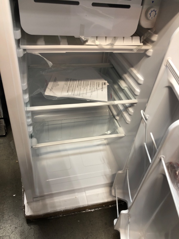 Photo 3 of **MINOR DAMAGE**  FRIGIDAIRE EFR372-WHITE 3.2 Cu Ft White Retro Compact Rounded Corner Premium Mini Fridge White Fridge