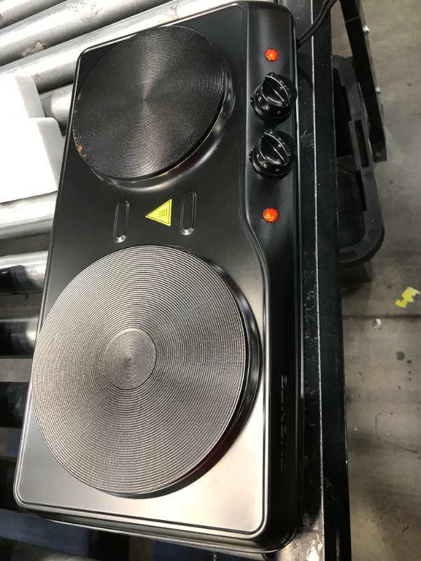 Photo 2 of **USED**  Ovente Electric Double Burner 6 & 7 Inch Cast Iron Hot Plates Cooktop with 5 Level Temperature Control & Easy Clean Stainless Steel Base, Portable Countertop Stove for Home Dorm Office, Black BGS102B