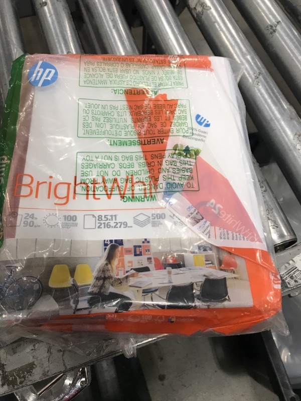 Photo 2 of HP Printer Paper | 8.5 x 11 Paper | BrightWhite 24 lb |1 Ream - 500 Sheets| 100 Bright | Made in USA - FSC Certified | 203000R 1 Ream | 500 Sheets Letter (8.5 x 11)