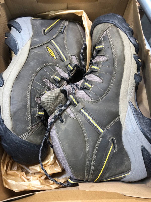 Photo 4 of KEEN Men's Targhee 2 Mid Height Waterproof Hiking Boots 10.5 Black Olive/Yellow