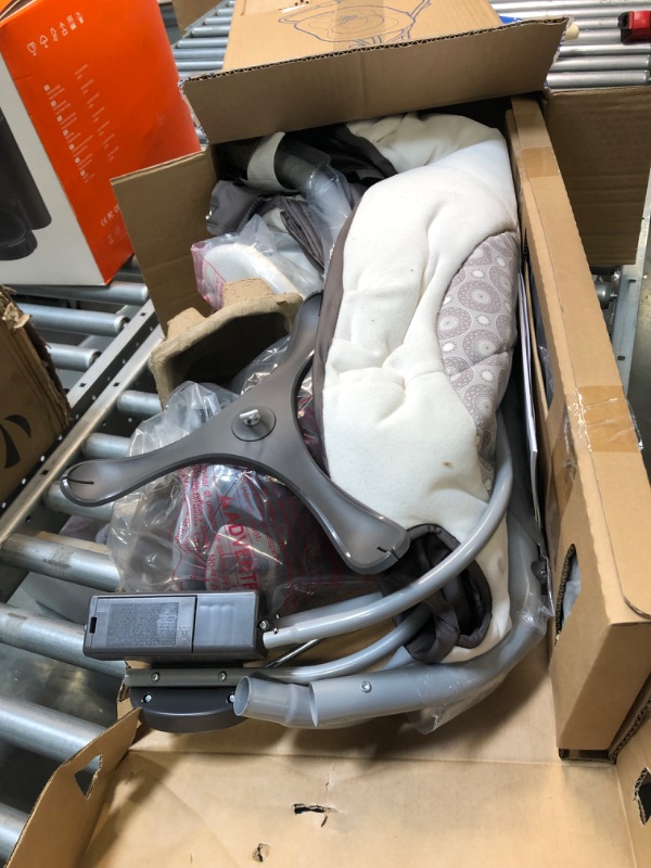Photo 1 of Graco Simple Sway Abbington Baby Swing