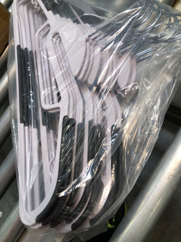 Photo 3 of Finnhomy 15 Pack Plastic Hangers