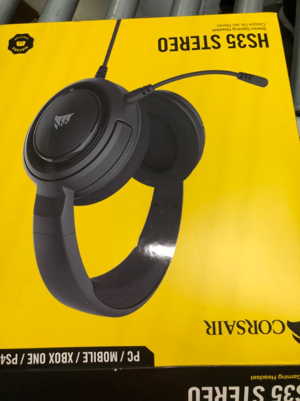 Photo 2 of Corsair HS35 - Stereo Gaming Headset - Memory Foam Earcups - Works with PC, Mac, Xbox Series X/ S, Xbox One, PS5, PS4, Nintendo Switch, iOS and Android - Carbon (CA-9011195-NA)