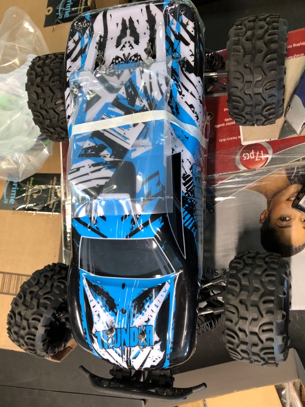 Photo 4 of 1:10 Scale Brushless RC Cars 65 km/h Speed and 1:10 Scale Large RC Rock Crawler - Kids and Adults Remote Control Car 4x4 Off Road Monster Truck Electric - Waterproof Toys