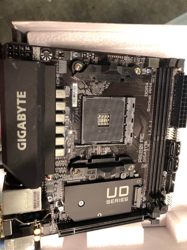 Photo 5 of Gigabyte A520I AC (AMD Ryzen AM4/Mini-ITX/Direct 6 Phases Digital PWM with 55A DrMOS/Gaming GbE LAN/Intel WiFi+Bluetooth/NVMe PCIe 3.0 x4 M.2/3 Display Interfaces/Q-Flash Plus/Motherboard)