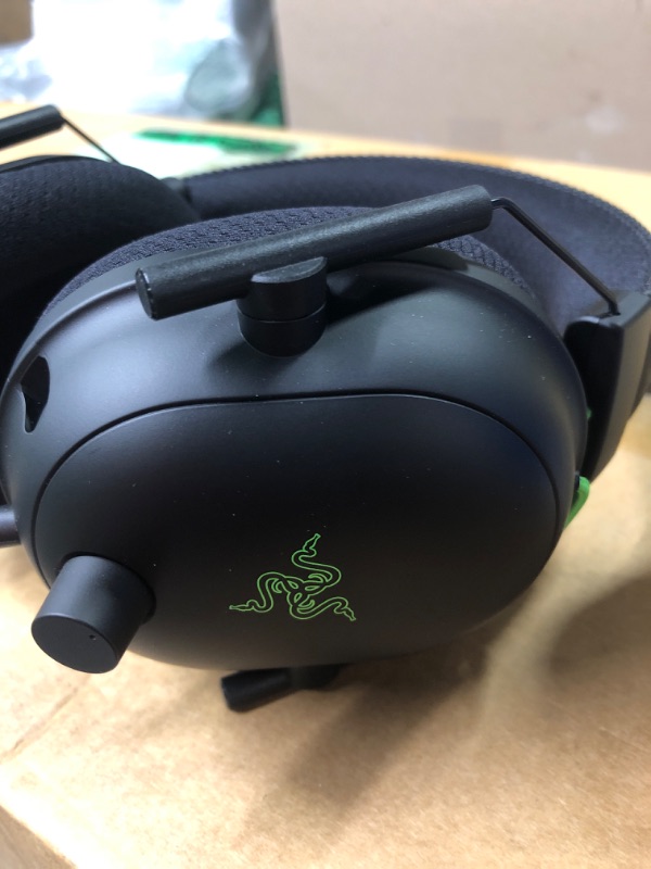Photo 1 of Razer BlackShark V2 Gaming Headset: THX 7.1 Spatial Surround Sound - 50mm Drivers - Detachable Mic - PC, PS4, PS5, Switch, Xbox One, Xbox Series X & S, Mobile - 3.5 mm Audio Jack & USB DAC - Black Classic Black