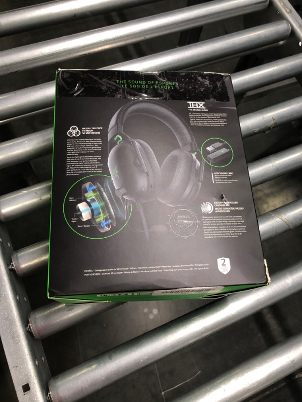 Photo 1 of Razer BlackShark V2 Gaming Headset: THX 7.1 Spatial Surround Sound - 50mm Drivers - Detachable Mic - PC, PS4, PS5, Switch, Xbox One, Xbox Series X & S, Mobile - 3.5 mm Audio Jack & USB DAC - Black Classic Black